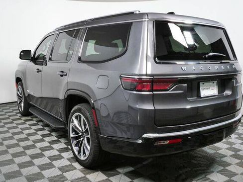 Used 2025 Jeep Wagoneer Series II w/ Premium Group I AWD/4WD image 36