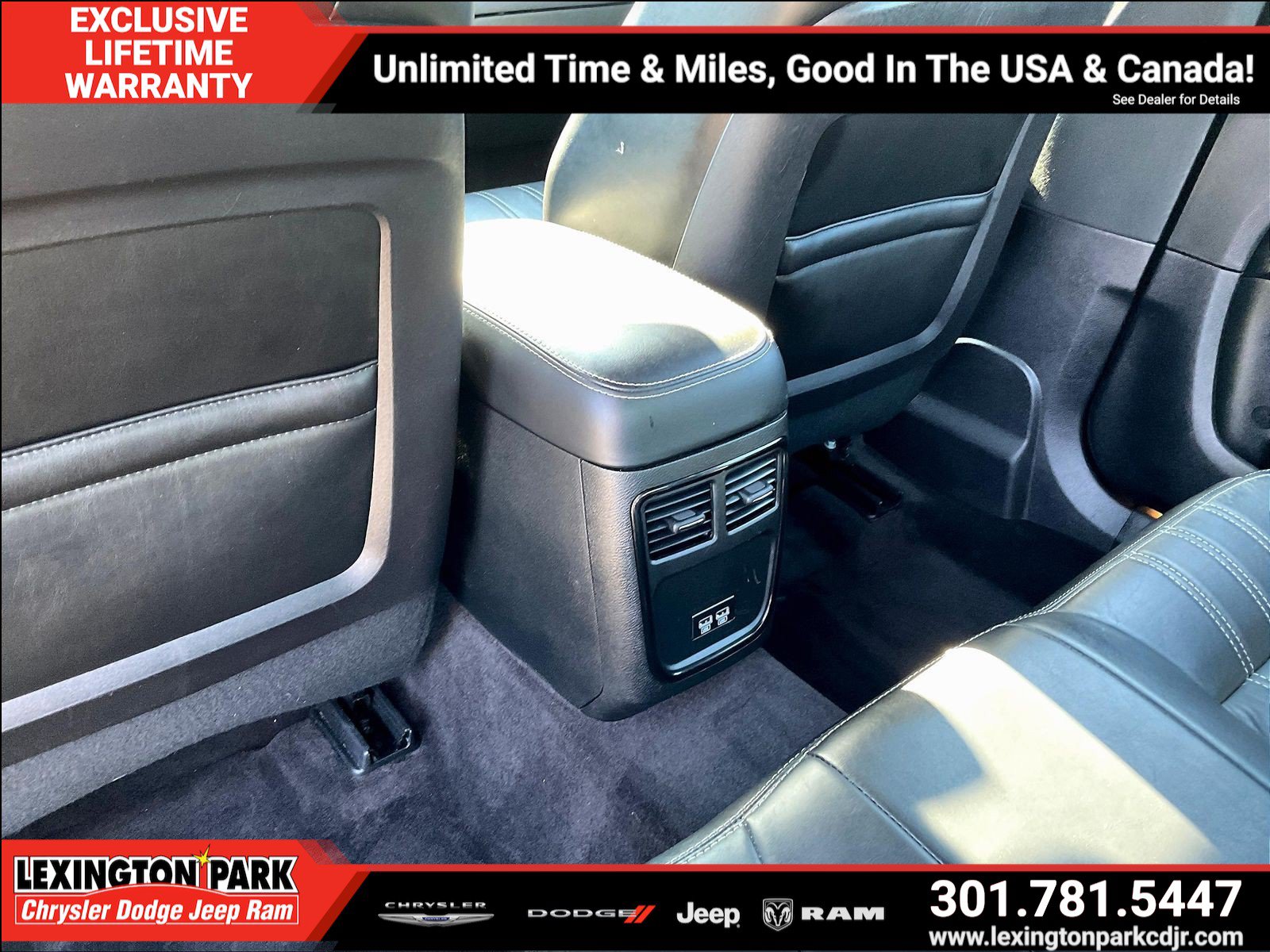 Used 2018 Chrysler 300 S RWD image 10