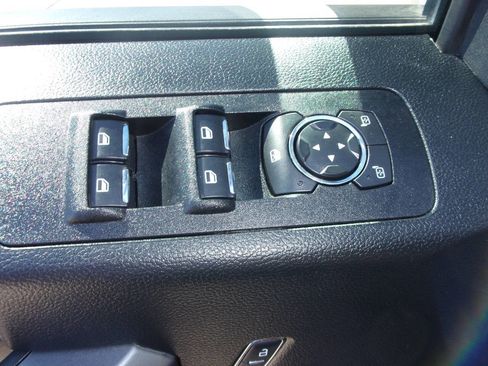 Used 2020 Ford F150 XLT w/ Equipment Group 302A Luxury AWD/4WD image 13