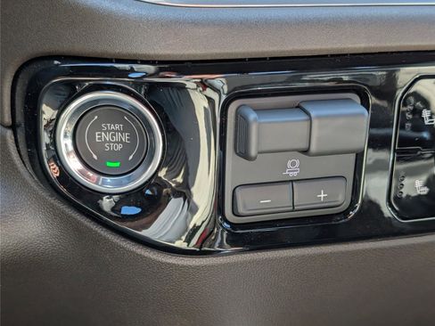 New 2026 Chevrolet Silverado 1500 LT AWD/4WD image 31