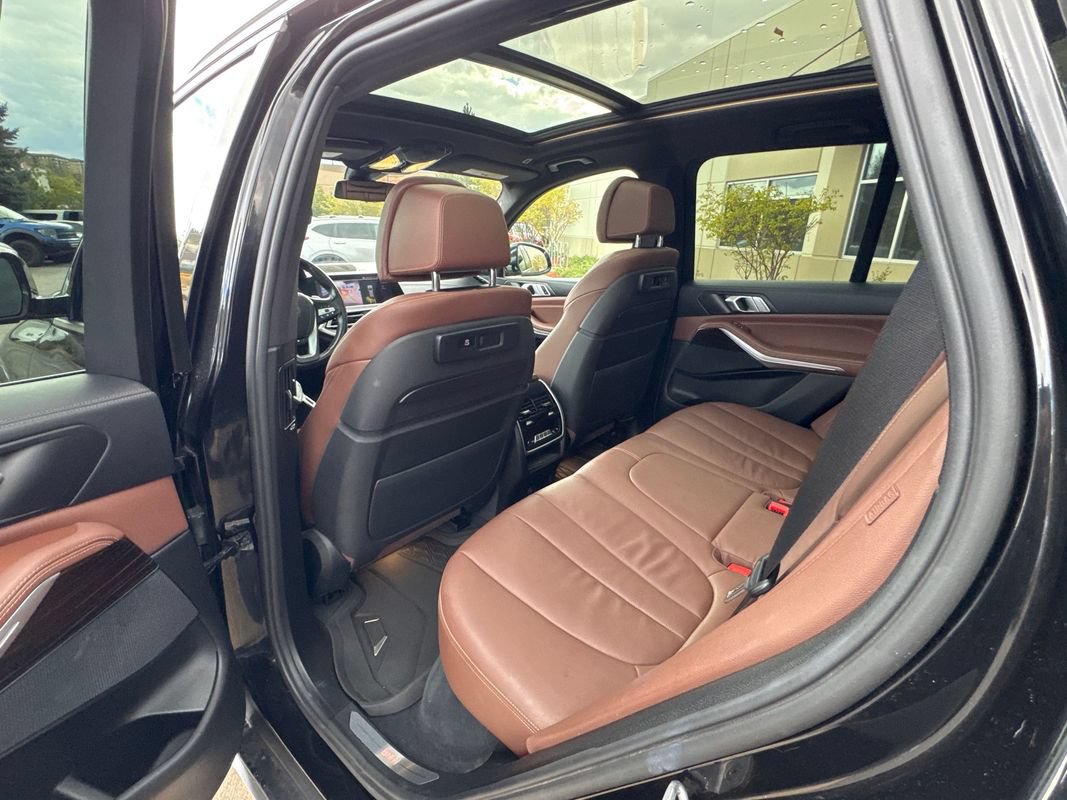 Used 2019 BMW X5 xDrive40i w/ Luxury Seating Package AWD/4WD image 24