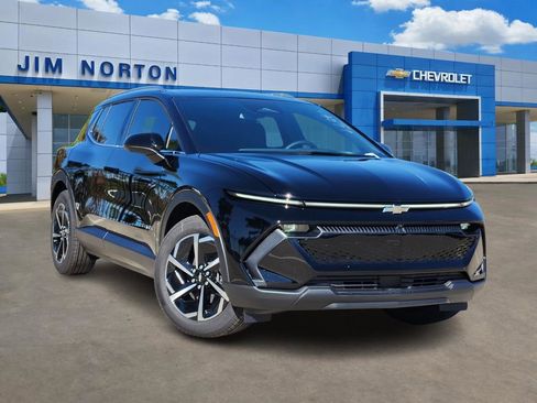 New 2026 Chevrolet Equinox EV LT image 1