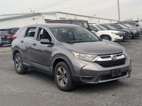 Used 2018 Honda CR-V LX image 3