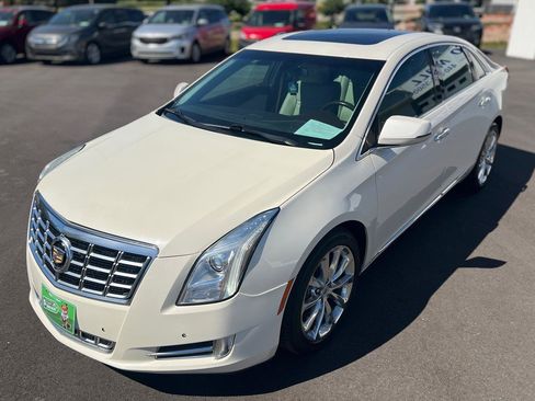 Used 2014 Cadillac XTS Luxury AWD/4WD image 2