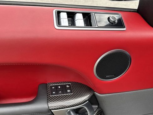 Used 2021 Land Rover Range Rover Sport SVR image 41