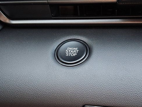 Certified 2025 Hyundai Elantra Sport FWD image 22