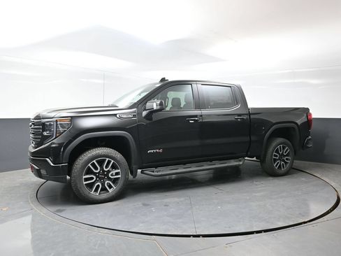 New 2026 GMC Sierra 1500 AT4 w/ AT4 Premium Package AWD/4WD image 9