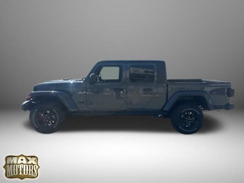 New 2025 Jeep Gladiator Willys image 4