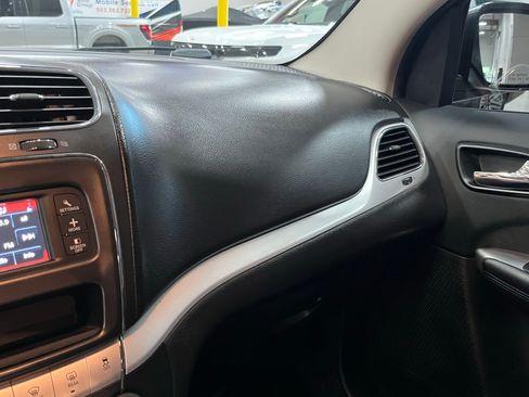 Used 2016 Dodge Journey SXT w/ Blacktop Package FWD image 23