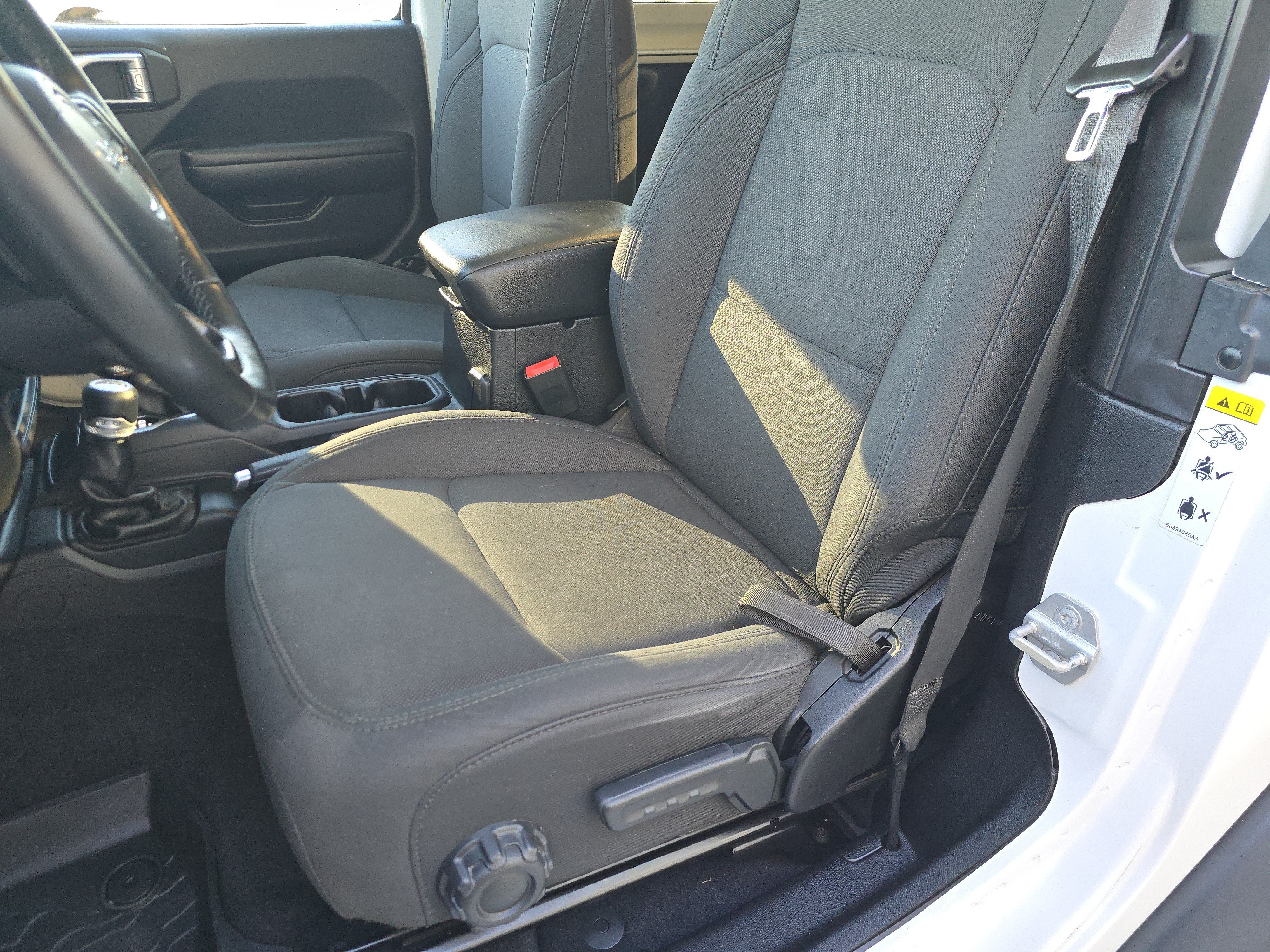 Used 2019 Jeep Wrangler Sport AWD/4WD image 19