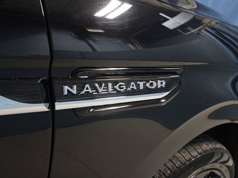 Used 2024 Lincoln Navigator Reserve AWD/4WD image 41