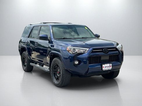 Used 2021 Toyota 4Runner SR5 image 3