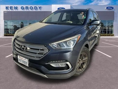 Used 2017 Hyundai Santa Fe Sport w/ 2.4L Value Package 06 FWD image 4