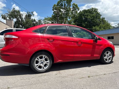 Used 2014 Ford Fiesta SE FWD image 6