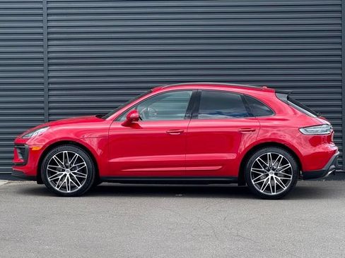New 2026 Porsche Macan AWD/4WD image 17