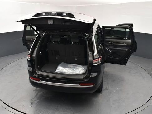 New 2026 Jeep Grand Cherokee L Limited AWD/4WD image 29