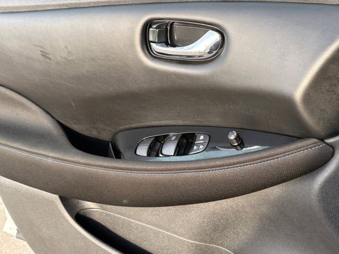 Used 2024 Nissan Leaf SV Plus image 30