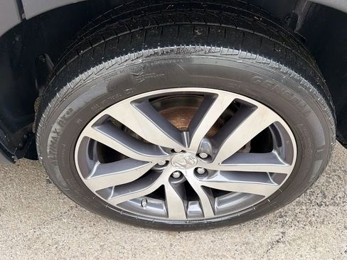 Used 2017 Honda Pilot Touring image 9
