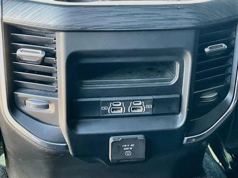Used 2024 RAM 2500 Laramie w/ Night Edition AWD/4WD image 27