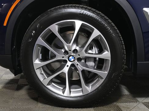 New 2026 BMW X5 xDrive40i w/ Premium Package AWD/4WD image 12