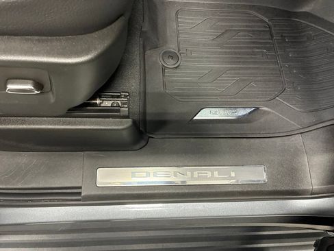 Used 2022 GMC Yukon Denali w/ Max Trailering Package AWD/4WD image 10