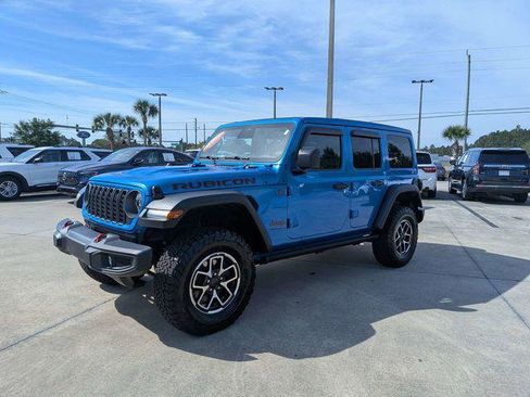 Certified 2025 Jeep Wrangler Unlimited Rubicon AWD/4WD image 7