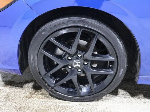 Used 2022 Honda Civic Sport image 8