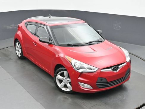 Used 2014 Hyundai Veloster w/ Style Package 02 FWD image 30