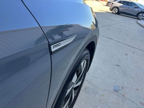 Used 2023 Volkswagen ID.4 Pro image 32