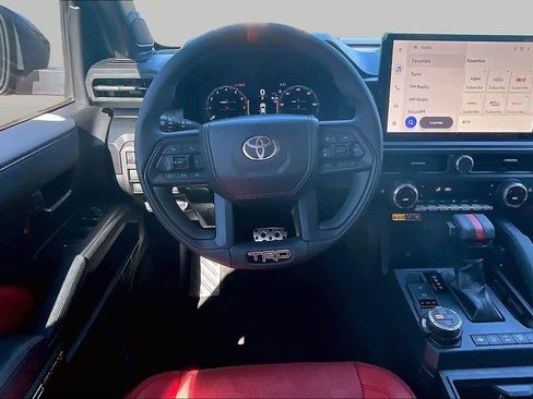 Used 2025 Toyota Tacoma TRD Pro w/ Tow Tech Package AWD/4WD image 5