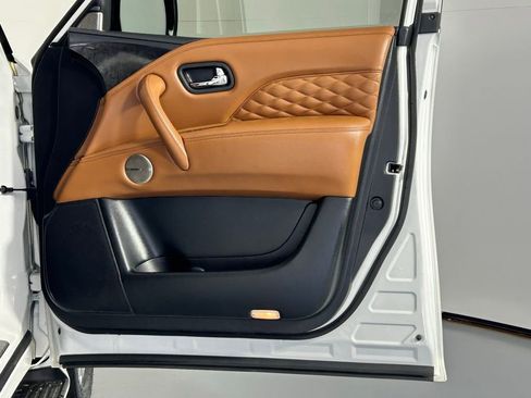 Used 2021 INFINITI QX80 Sensory w/ Cargo Package image 9