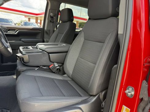 Used 2023 Chevrolet Silverado 1500 LT AWD/4WD image 23