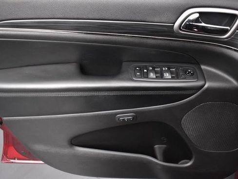 Used 2019 Jeep Grand Cherokee Limited X RWD image 10