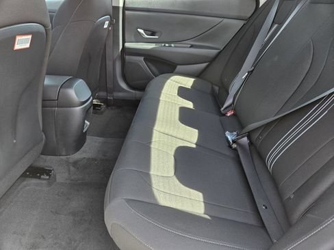 New 2026 Hyundai Elantra Hybrid FWD image 29