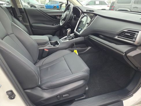 Used 2023 Subaru Legacy Limited image 7