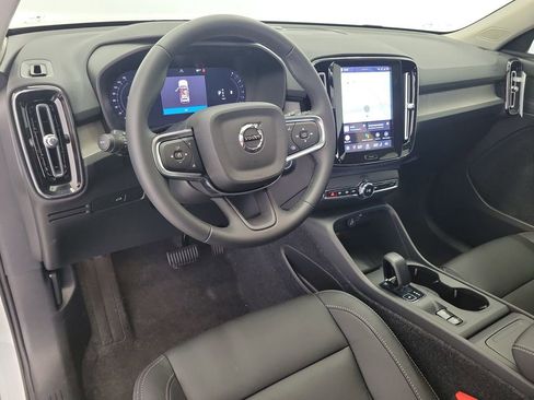 New 2026 Volvo XC40 B4 Core image 20