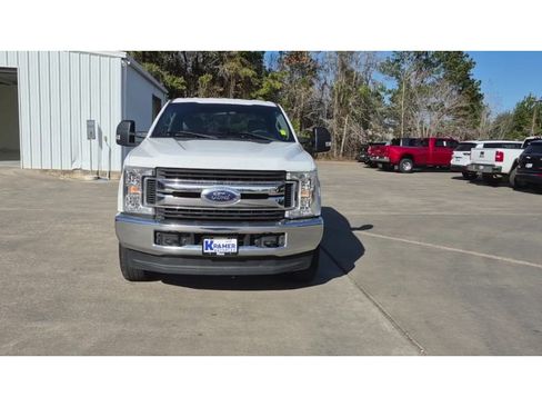 Used 2018 Ford F250 XLT w/ Snow Plow Prep Package image 3