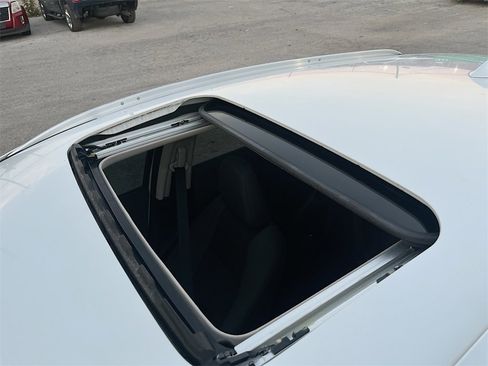 Used 2022 Honda HR-V EX image 21