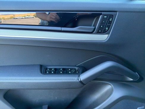 Certified 2026 Porsche Cayenne Coupe AWD/4WD image 13
