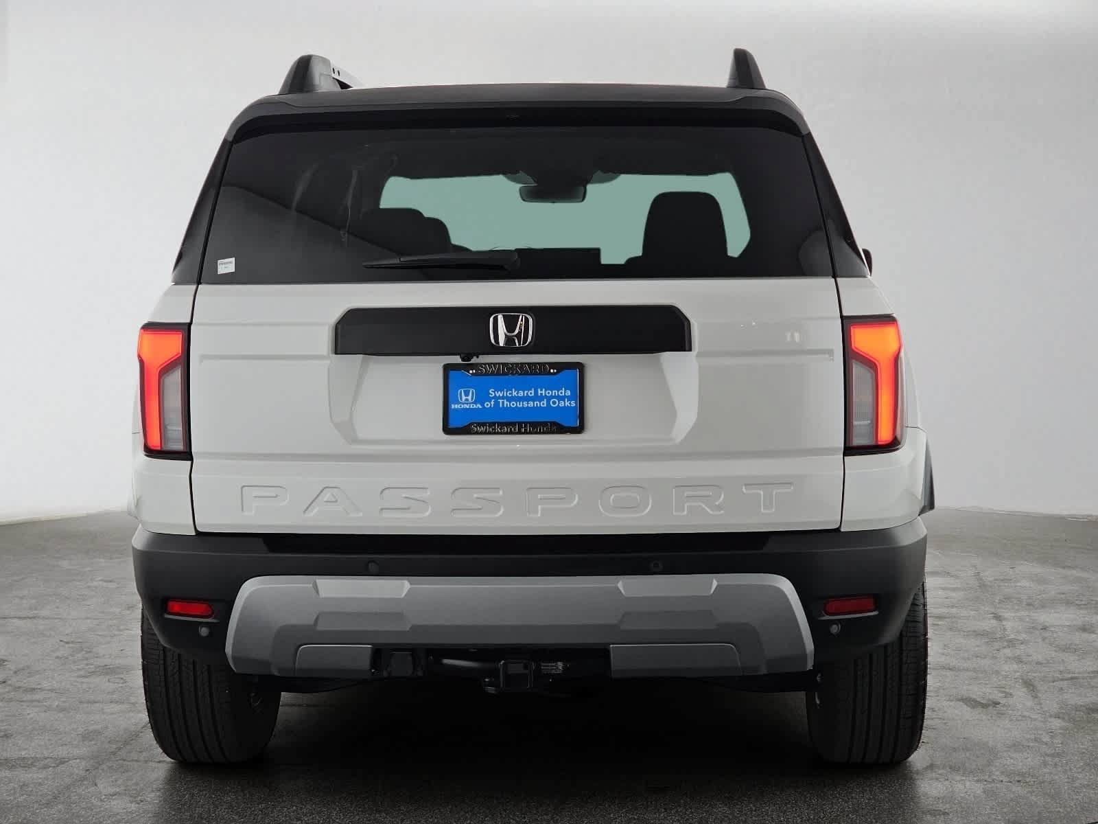 Certified 2026 Honda Passport RTL image 4