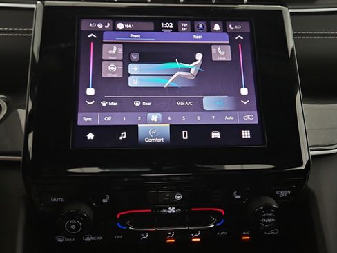 Used 2023 Jeep Grand Cherokee L Laredo AWD/4WD image 18