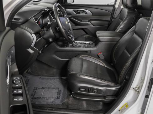 Used 2020 Chevrolet Traverse Premier w/ Redline Edition AWD/4WD image 22
