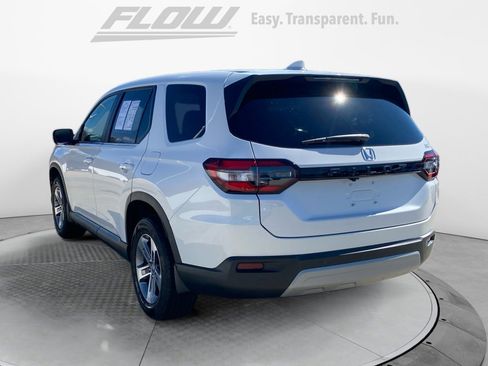 Certified 2025 Honda Pilot EX-L image 6