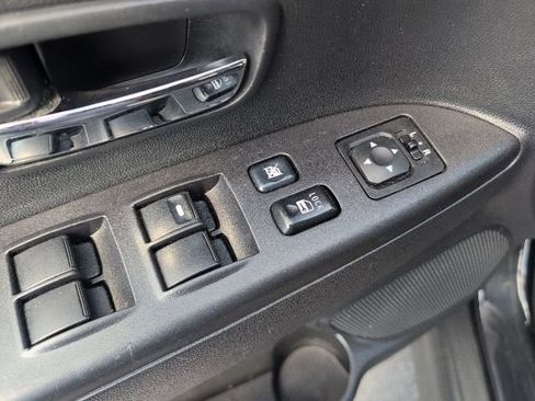Used 2020 Mitsubishi Outlander Sport Black Edition FWD image 13
