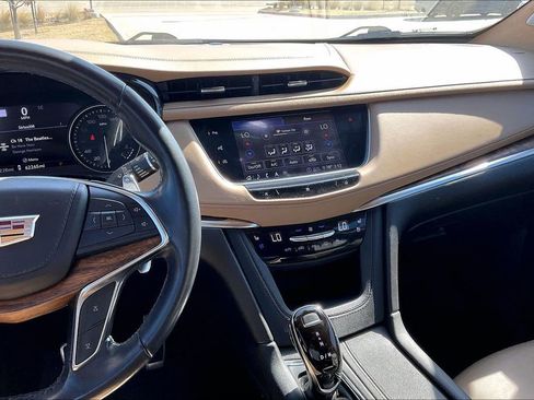 Used 2020 Cadillac XT5 Sportv w/ Platinum Package image 8