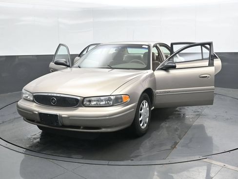 Used 1999 Buick Century Custom FWD image 35
