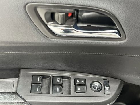 Used 2013 Acura ILX w/ Technology Package image 13