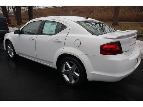 Used 2014 Dodge Avenger SE w/ Rallye Appearance Group image 4
