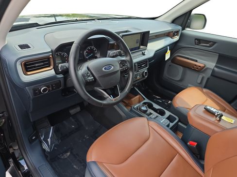 Used 2024 Ford Maverick Lariat w/ FX4 Off-Road Package AWD/4WD image 13
