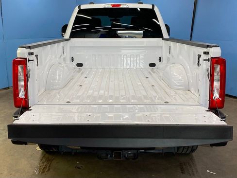 Used 2024 Ford F250 XLT image 11